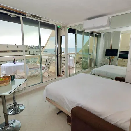 L'escale Vue - Héliopolis D 6 - Luxe - 2 Personnes * Agde