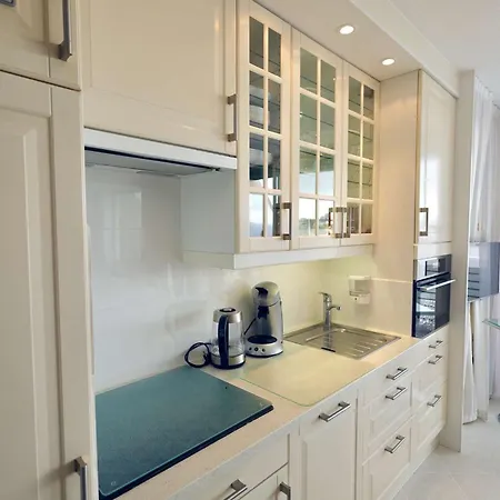 L'escale Vue - Héliopolis D 6 - Luxe - 2 Personnes * Agde